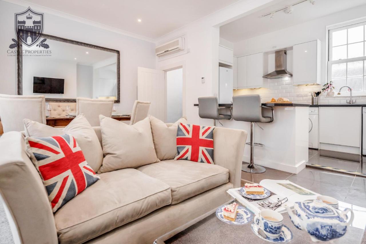 ווינדזור Castle Properties: The Sovereign 5 Bed Town House מראה חיצוני תמונה