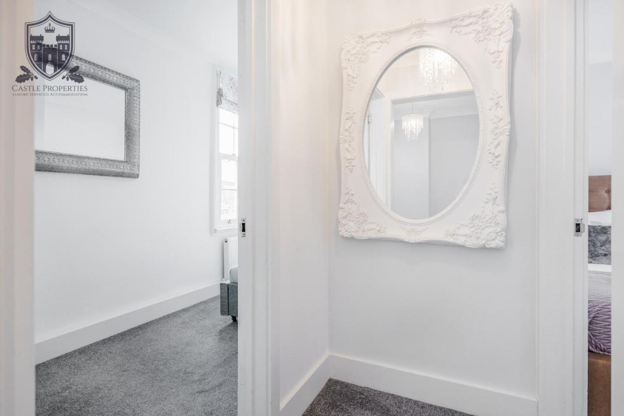 ווינדזור Castle Properties: The Sovereign 5 Bed Town House מראה חיצוני תמונה