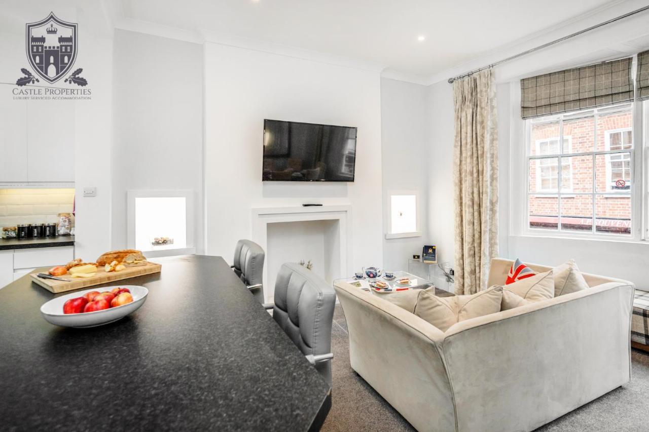 ווינדזור Castle Properties: The Sovereign 5 Bed Town House מראה חיצוני תמונה